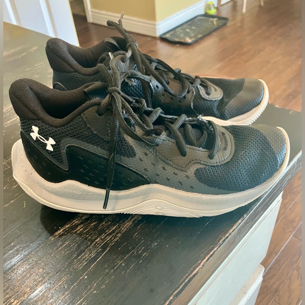 Under Armour GS Jet '23 Unisex Kids Black Basketball Shoes Size 5.5Y
